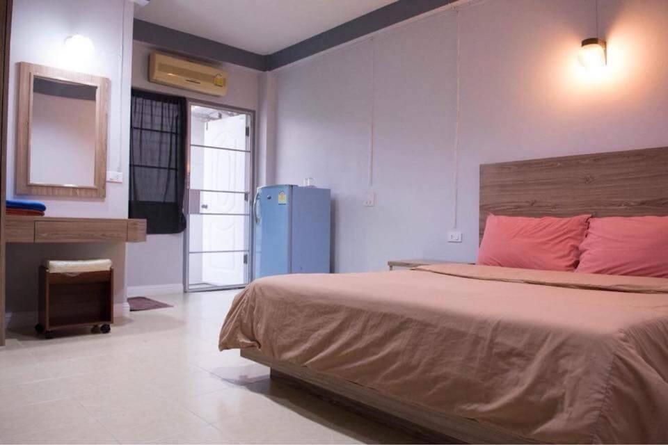 Tn Thanyawit Nakhon Ratchasima Ngoại thất bức ảnh