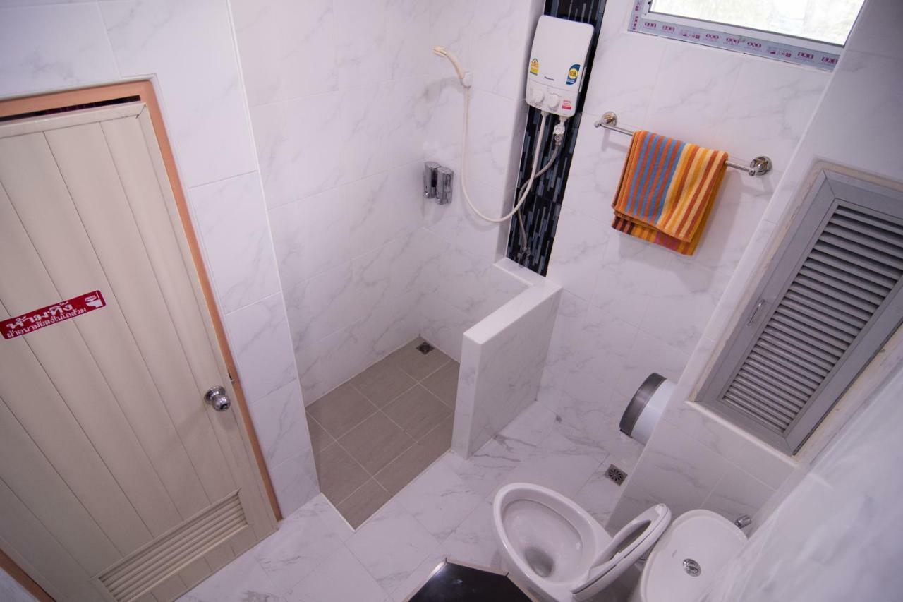 Tn Thanyawit Nakhon Ratchasima Ngoại thất bức ảnh